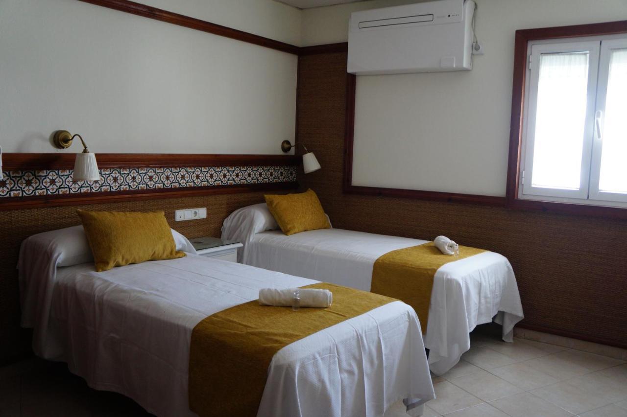 Hostal La Conilena Conil de la Frontera Kültér fotó