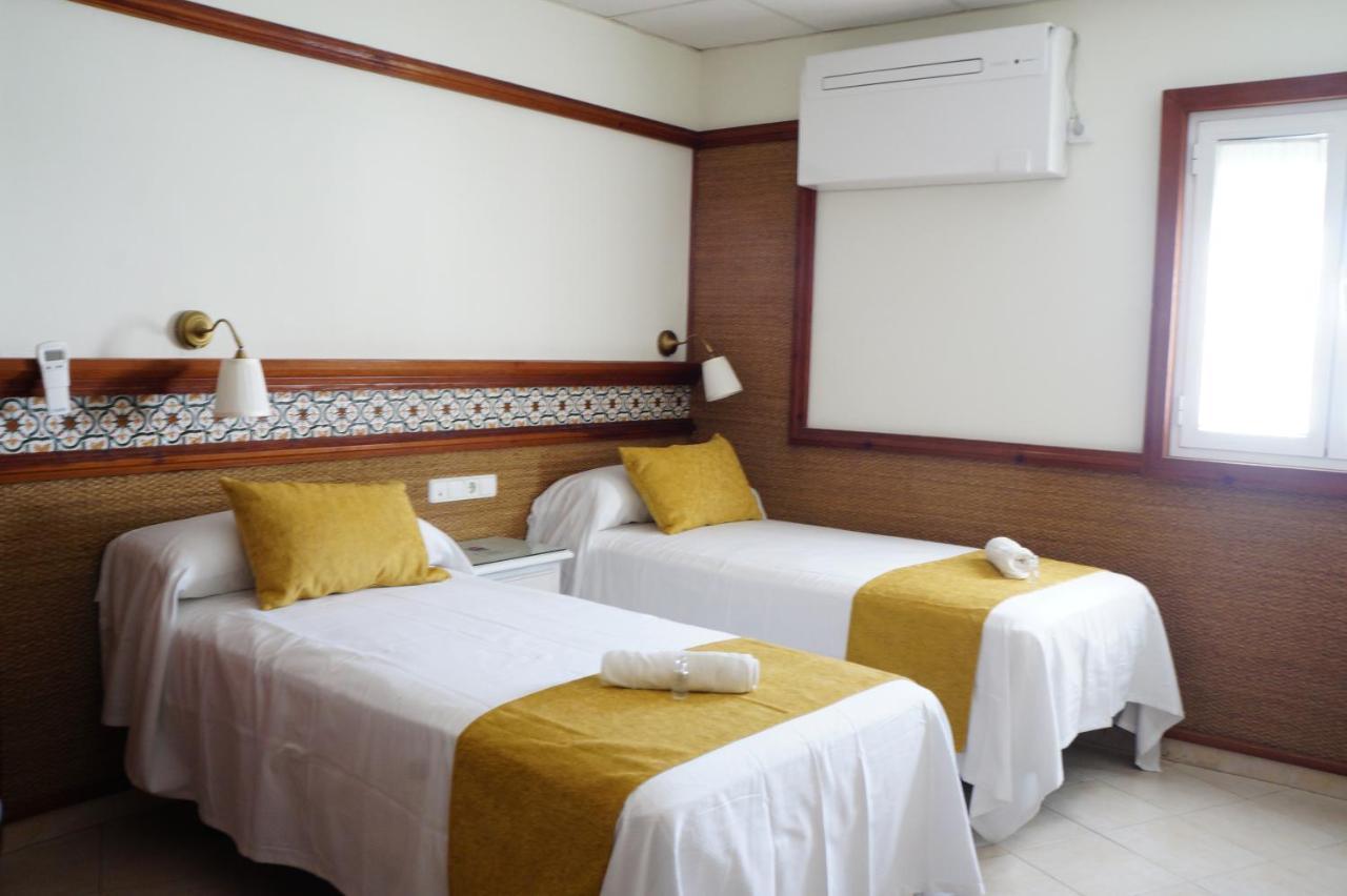 Hostal La Conilena Conil de la Frontera Kültér fotó