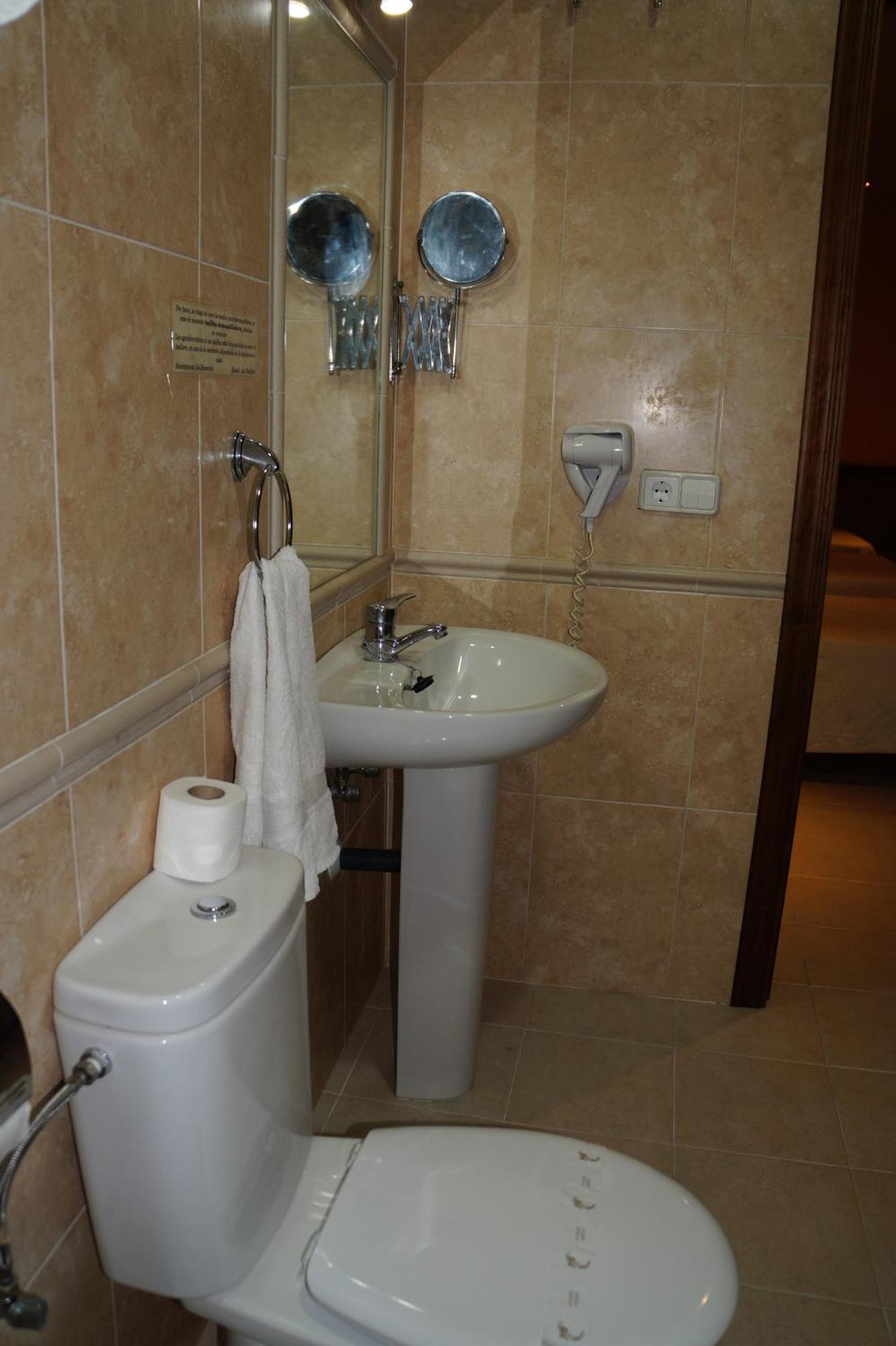 Hostal La Conilena Conil de la Frontera Szoba fotó